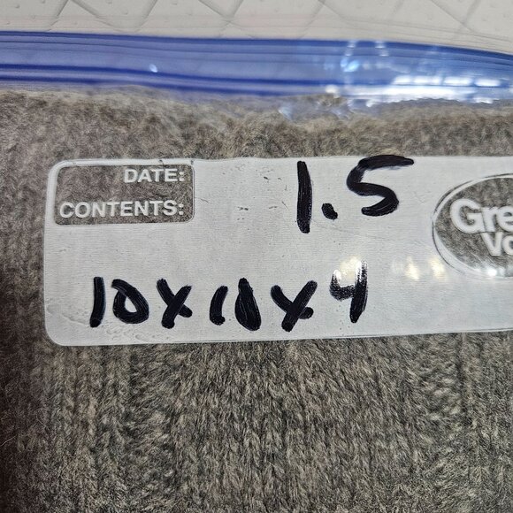 VTG Vineyard Vines Gray Cable Knit Lambs wool & Nylon Sweater With Button Collar - Picture 14 of 14